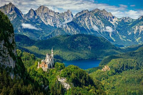 How to get from Munich to Neuschwanstein Castle [a local's travel guide]