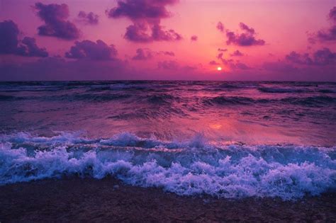 30 Beautiful Ocean Wallpapers and Beach Backgrounds (Tablet, Desktop ...