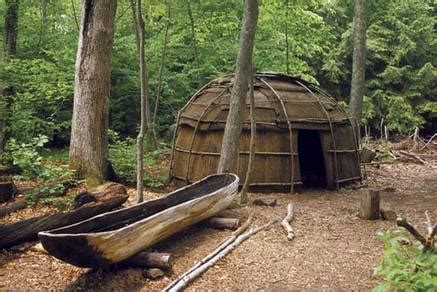 Iroquois Longhouse - The Iroquois Nation