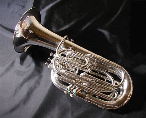 Saxhorn - Wikipedia