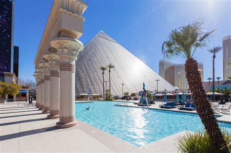 11 Best Las Vegas Hotels on the Strip for Every Type of Traveler