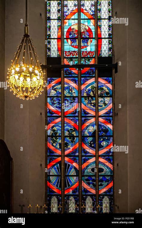 Interior of the Frauenkirche in Munich Stock Photo - Alamy