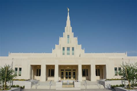 Phoenix Arizona Temple Entrance