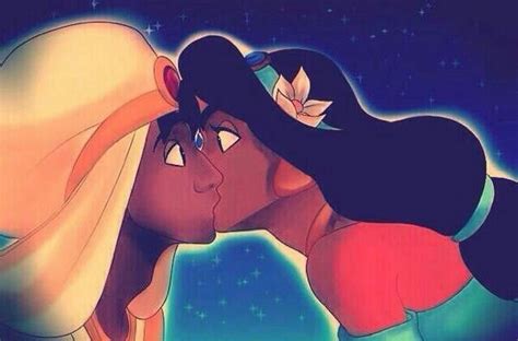 Princess Jasmine And Aladdin Kiss