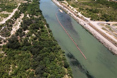 Texas' Circular-Saw Floating Barrier Costs $1,000 Per Foot - Newsweek