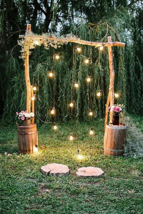 country rustic DIY wedding arch ideas - EmmaLovesWeddings