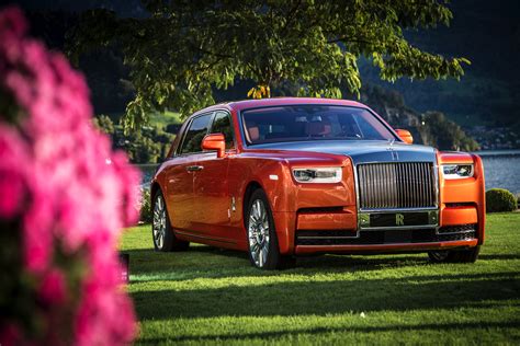 Beautiful photo gallery of the new Rolls-Royce Phantom VIII