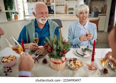 Cheerful Family Dining Table Christmas Dinner Stock Photo 2069826911 ...