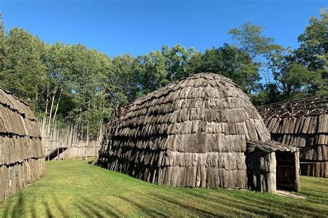 32 Facts About Iroquois Longhouse - Facts.net