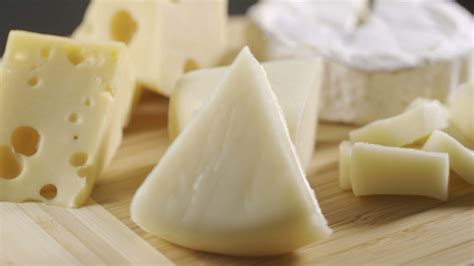 Unlocking the Truth: Is Raw Milk Cheese Good for You? Benefits and ...