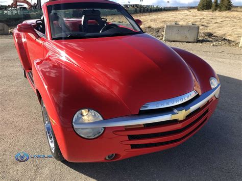 2004 Chevrolet SSR **Hardtop Convertible** Beautiful condition ...