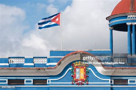 Cuba Coat Of Arms Photos and Premium High Res Pictures - Getty Images