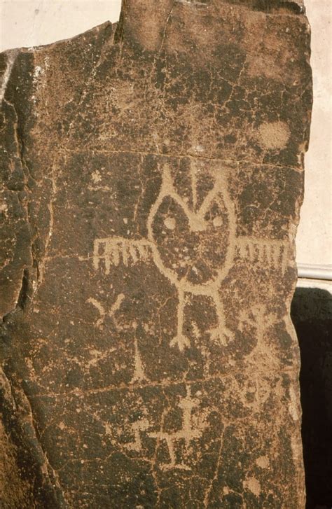 Rock Art Blog: BIRDS IN ROCK ART - THE SPEDIS OWL: | Petroglyphs art ...