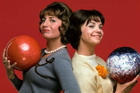 Pin by Jill Zemba on Laverne & shirley | Laverne & shirley, 70s girl ...