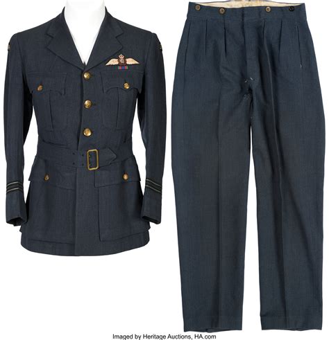 WWII Royal Canadian Air Force Officers' Uniform Used by a Volunteer ...