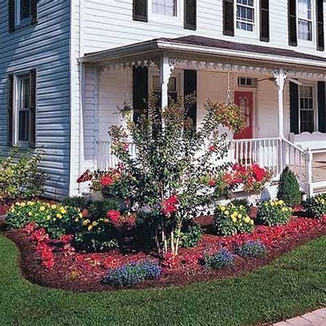 6 Farmhouse Front Yard Landscaping Ideas: Create A Warm And Inviting ...