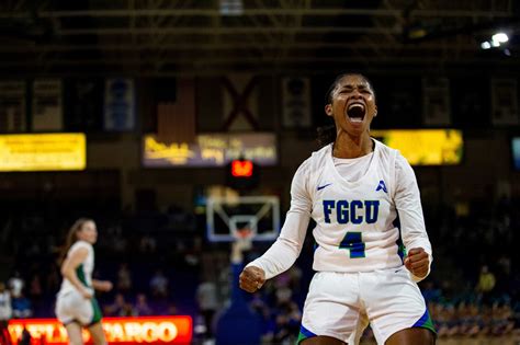 March Madness: 5 dark horses that will be NCAAW Cinderella Stories