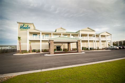 Book Islander Hotel & Resort in Emerald Isle | Hotels.com