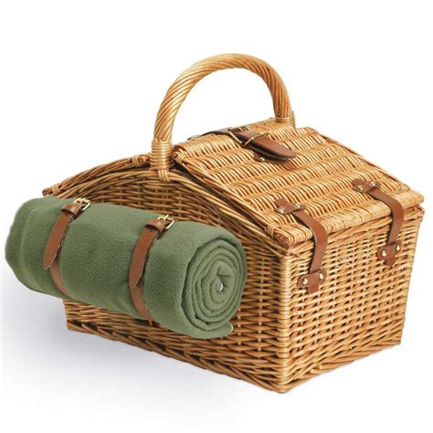 5 Best Picnic Baskets with Blankets in 2024 (complete sets)