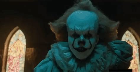 The Best Movie Jump Scares (16 gifs)