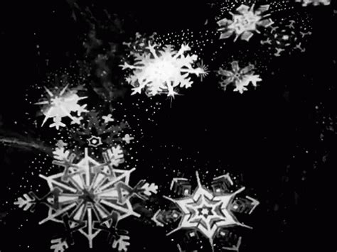 Snowflakes GIF - Snowflakes - Discover & Share GIFs