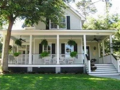 20+30+ Small Farmhouse With Wrap Around Porch – HOMYRACKS