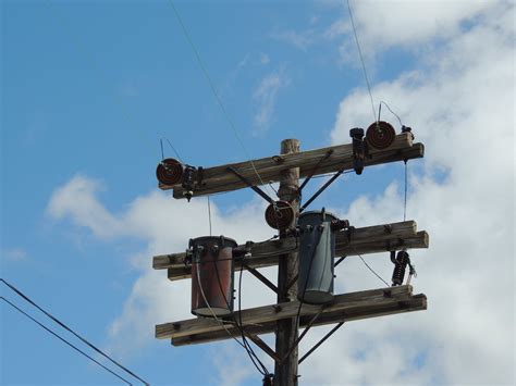 Pole Mounted Transformer: What, How, Working And Interesting Facts