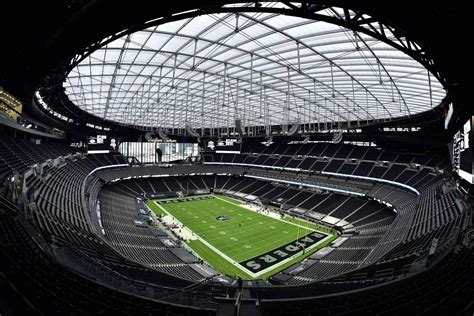 Allegiant Stadium Photos / Raiders Gameday Field Tray Moves Inside ...