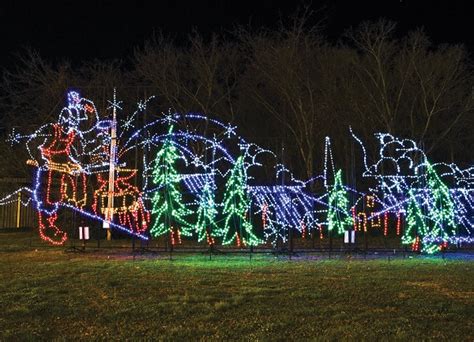 Winterfest Driving Tour of Lights - See Holiday Lights in Pigeon Forge