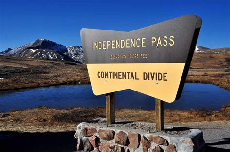 Continental Divide Sign