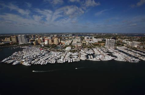 Palm Beach International Boat Show, West Palm Beach FL - Mar 28, 2019 ...