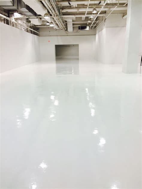 Industrial Flooring Epoxy Coatings | ArmorGarage