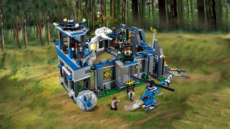 Amazon.com: LEGO Jurassic World Indominus Rex Breakout 75919 Building ...