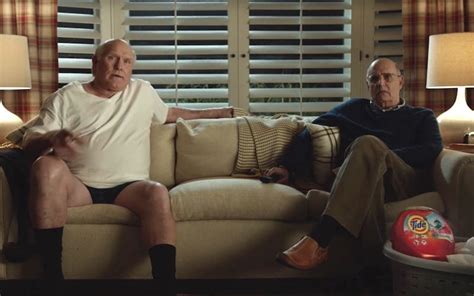 Watch Terry Bradshaw and Jeffrey Tambor in Tide Super Bowl 2017 commercial