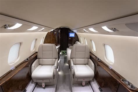 Learjet 60 - Delta Interior Design