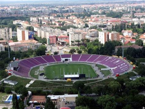 The Best Eleven: Stadiums of Romania