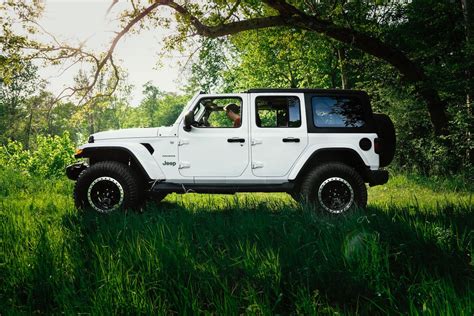 White 4 Door Jeep Wrangler - Jeep Car Info