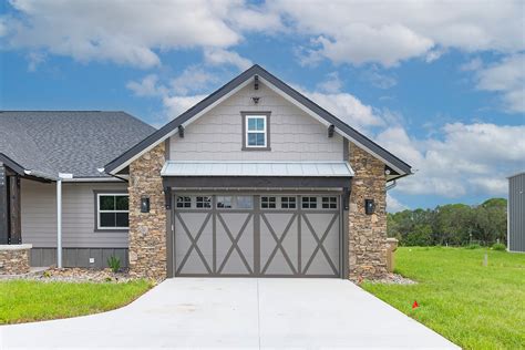 Garage Door Styles & Features