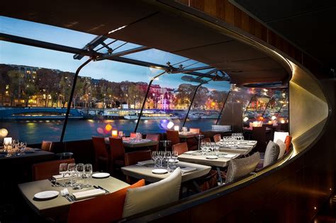 Dinner Cruise on the Seine River