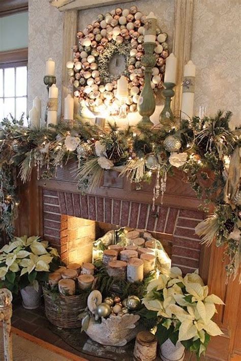 30 Stunning Christmas Mantel Decorating Ideas - Feed Inspiration