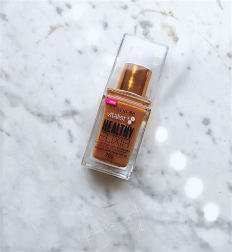 Cover Girl Vitalist Healthy Elixir Foundation Review – The Suburban ...