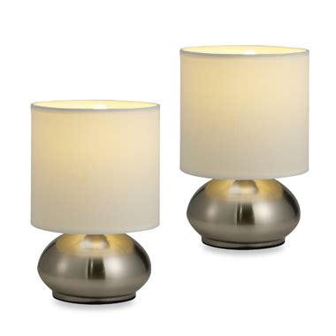 Bedside touch lamps - 10 tips for choosing | Warisan Lighting