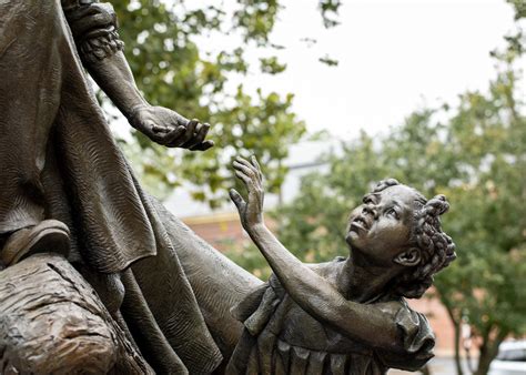 Detail of "Beacon of Hope" Harriet Tubman statue by Wesley Wofford ...