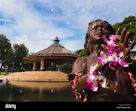 Queen Kapiʻolani Regional Park Honolulu Hawaii Stock Photo - Alamy