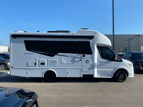 2021 Mercedes Sprinter Tiffin Wayfarer Rv Custom Camper Brand New 25rv ...