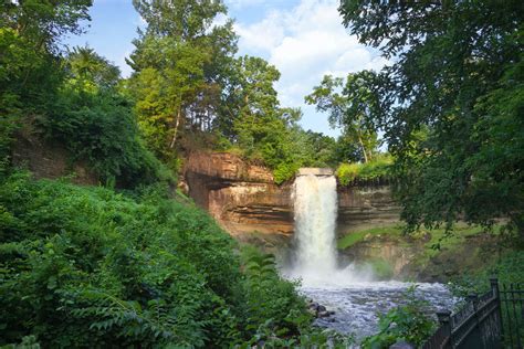 Minnehaha Falls and Park: Planning Your Visit