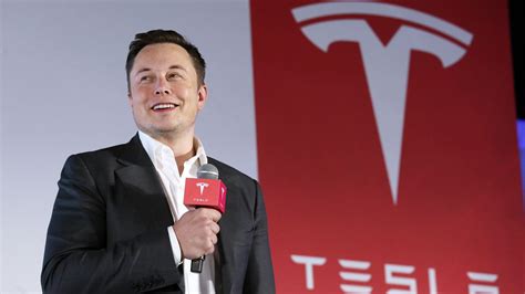 Elon Musk offers another self-driving prediction for Tesla