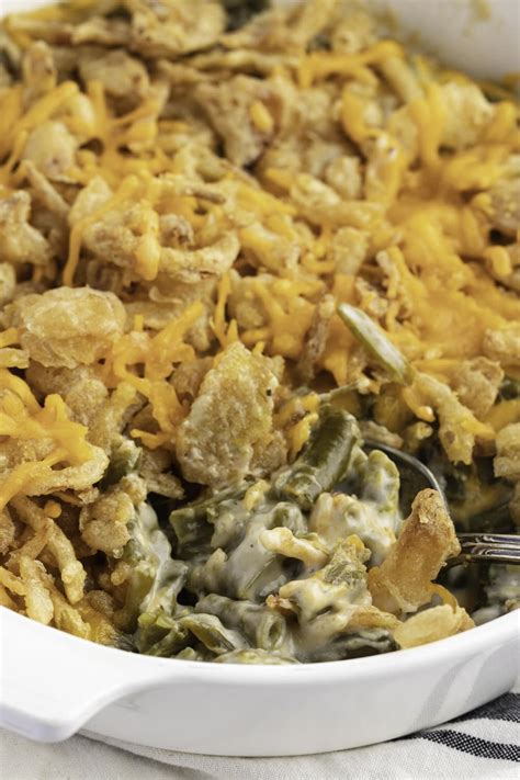 French's Green Bean Casserole (Easy Campbell's Recipe) - Insanely Good