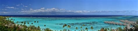 Premium Photo | Moorea lagoon view on tahiti