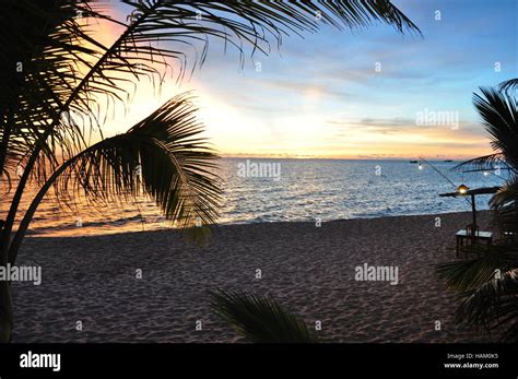 Sunset on long beach, Bai Truong, Phu Quoc, Vietnam Stock Photo - Alamy